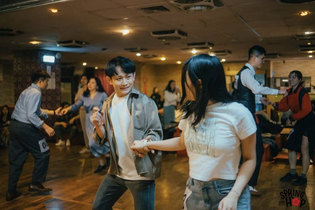 Mix & Match 會先隨機跟三個人跳舞, 若入圍則會進入 Spotlight 環節